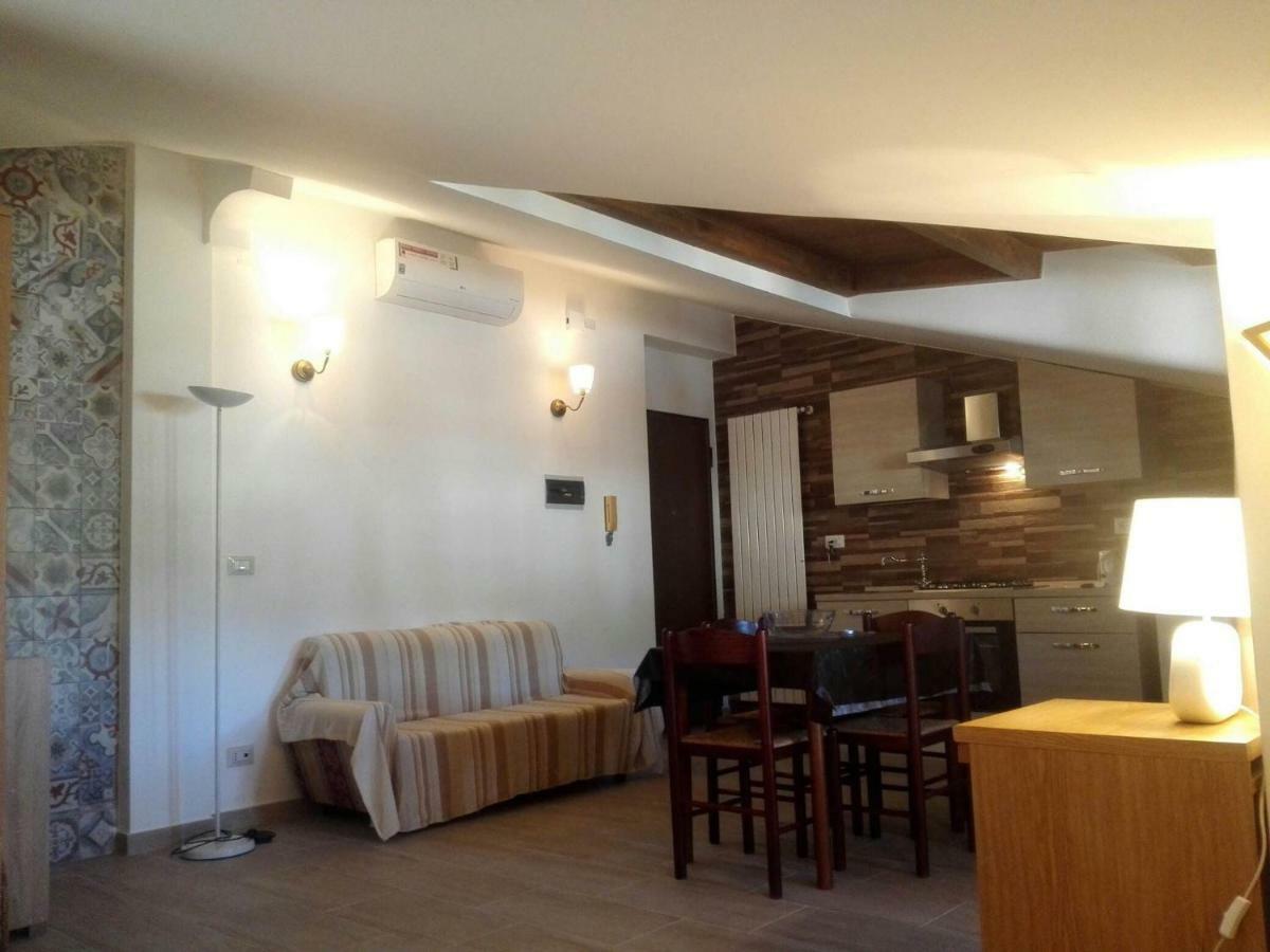 Villa Marysa Studio Apartment Giardini Naxos Eksteriør billede