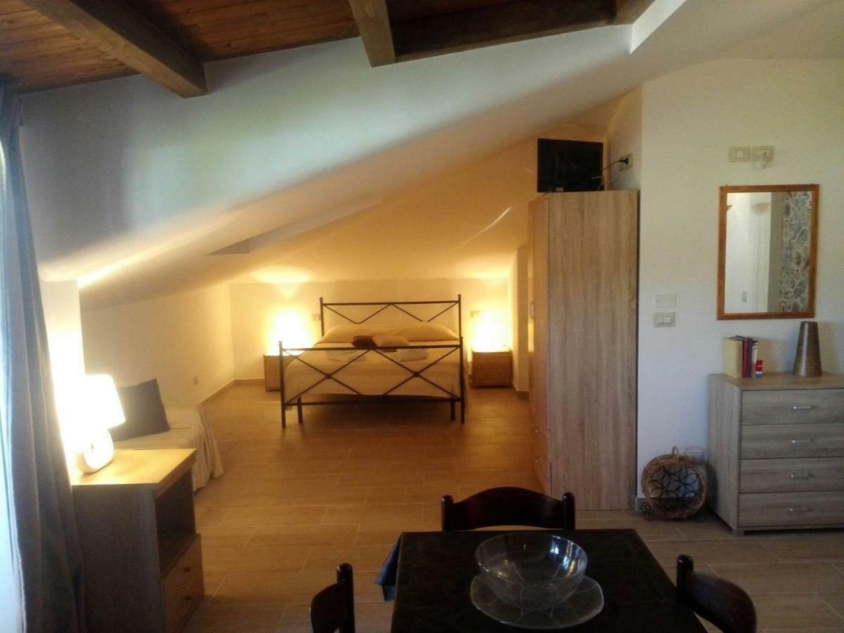 Villa Marysa Studio Apartment Giardini Naxos Eksteriør billede